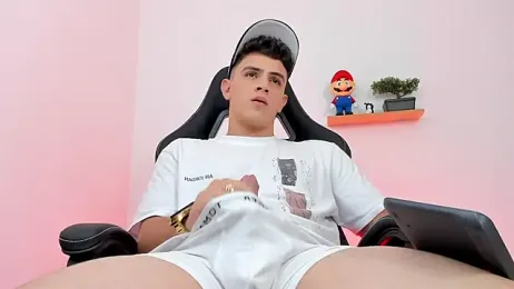 Mikecooper webcam model stream image