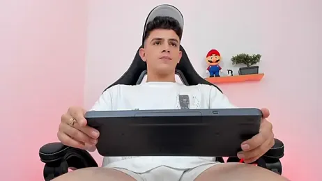 Mikecooper webcam model stream image