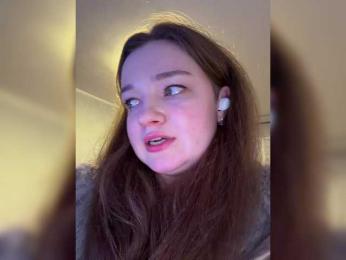 _Lisichka webcam model stream image