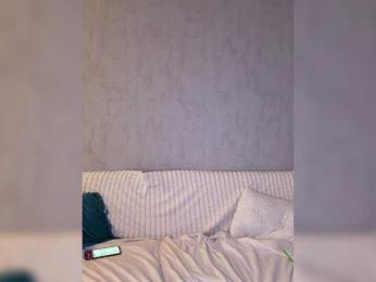 _Lisichka webcam model stream image