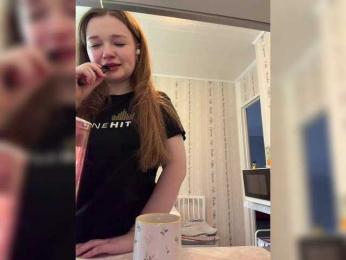 _Lisichka webcam model stream image