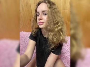 Sweetie_Kitty webcam model stream image