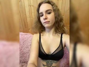 Sweetie_Kitty webcam bongacams model stream image