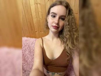 Sweetie_Kitty webcam model stream image