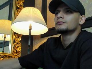 Alessandro Kiing webcam model stream image