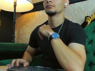 Alessandro Kiing webcam model stream image