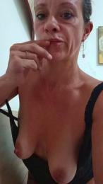 Molly2 webcam model stream image