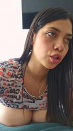 sweet_scarlett_ webcam model stream image