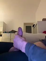 Frank22xx webcam stripchat model stream image