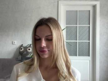 CarlotaWnorowski webcam model stream image
