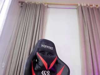 aleja-hill webcam model stream image