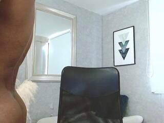 Rogers P webcam model stream image
