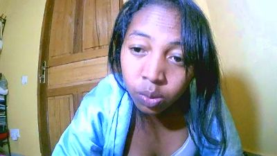 Aliciana_21 webcam cam4 model stream image