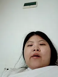 hello098712 webcam model stream image