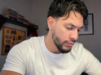 larry_jones webcam model stream image