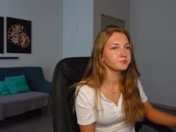 agelina_summer webcam chaturbate model stream image