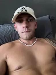 Manu2620xxl webcam model stream image
