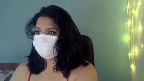 Golden_Flame webcam model stream image