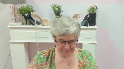 femmeIRIS webcam model stream image