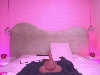 zoe-z webcam bongacams model stream image