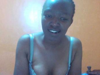 SexyTrina webcam model stream image