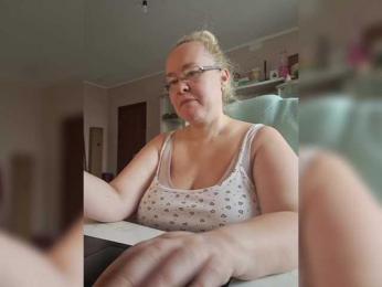 Viola27 webcam model stream image