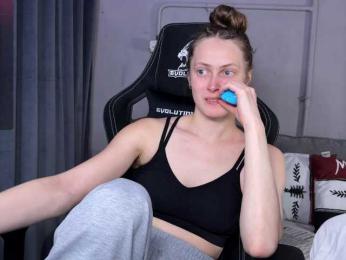 cutemilana_sexwife webcam model stream image