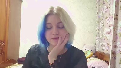NguyetHerstad webcam model stream image