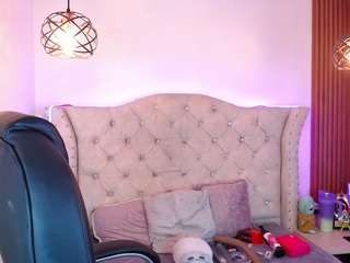 eva-walker webcam camsoda model stream image