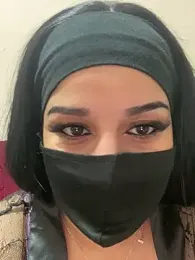 mari_layali webcam stripchat model stream image