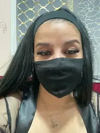 mari_layali webcam stripchat model stream image