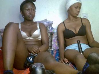 Sexyy-Duo webcam bongacams model stream image
