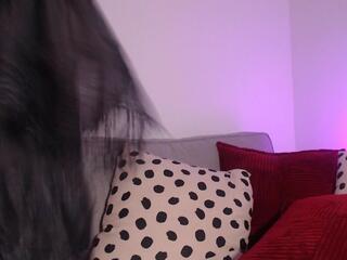 Ximena Queen webcam model stream image