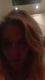 piccolaqueen webcam model stream image