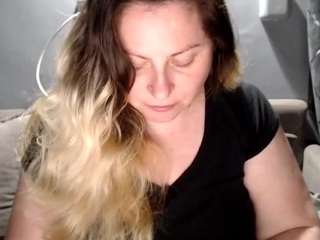 candycream17 webcam model stream image