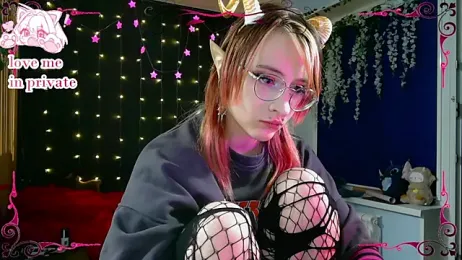 Honelin webcam stripchat model stream image