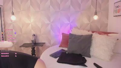 mia_lenss webcam model stream image