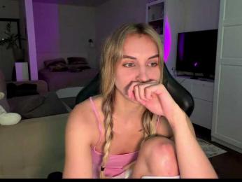 MissyKissy webcam model stream image