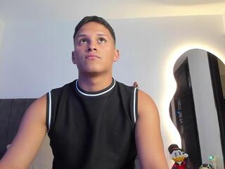 James Owenn webcam model stream image