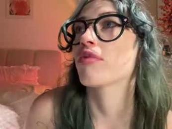kellyberry__ webcam model stream image
