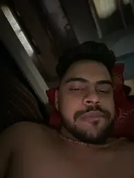 Hornybeardguy webcam model stream image