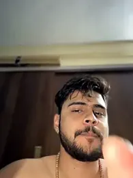 Hornybeardguy webcam model stream image