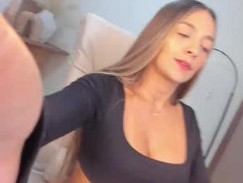 wandathompson_ webcam model stream image