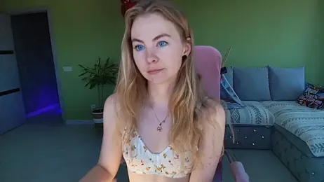 Cuddle_Cat webcam model stream image