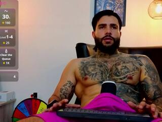 Apolo Rousse webcam model stream image