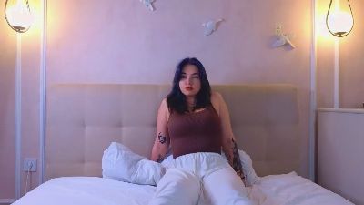 HollyFletcher webcam model stream image