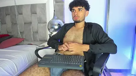 LucasThomson_ webcam model stream image