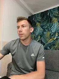 -DARKWHITE- webcam model stream image