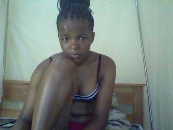 Cute-lizah webcam model stream image