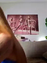 LessiaMia webcam stripchat model stream image